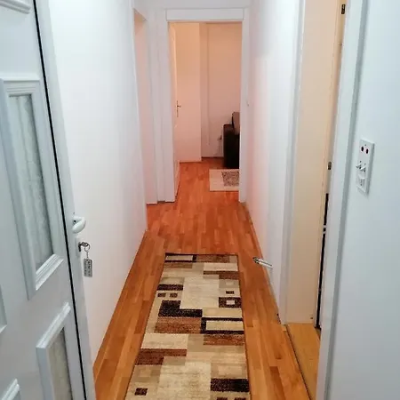 Apartment Divota *